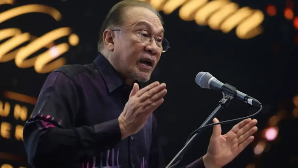 Anwar urges Malaysians to reject divisive rhetoric from certain leaders