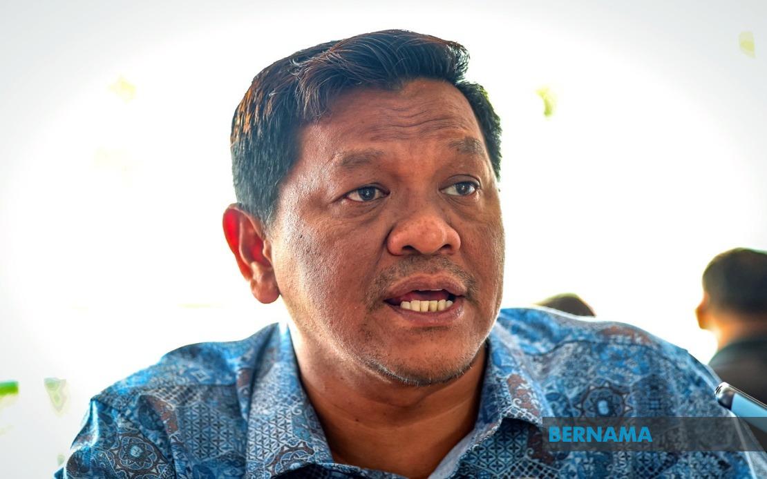 200 Motorcyclists in Renggam Receive RM5 Fuel Vouchers Under Government Outreach Drive