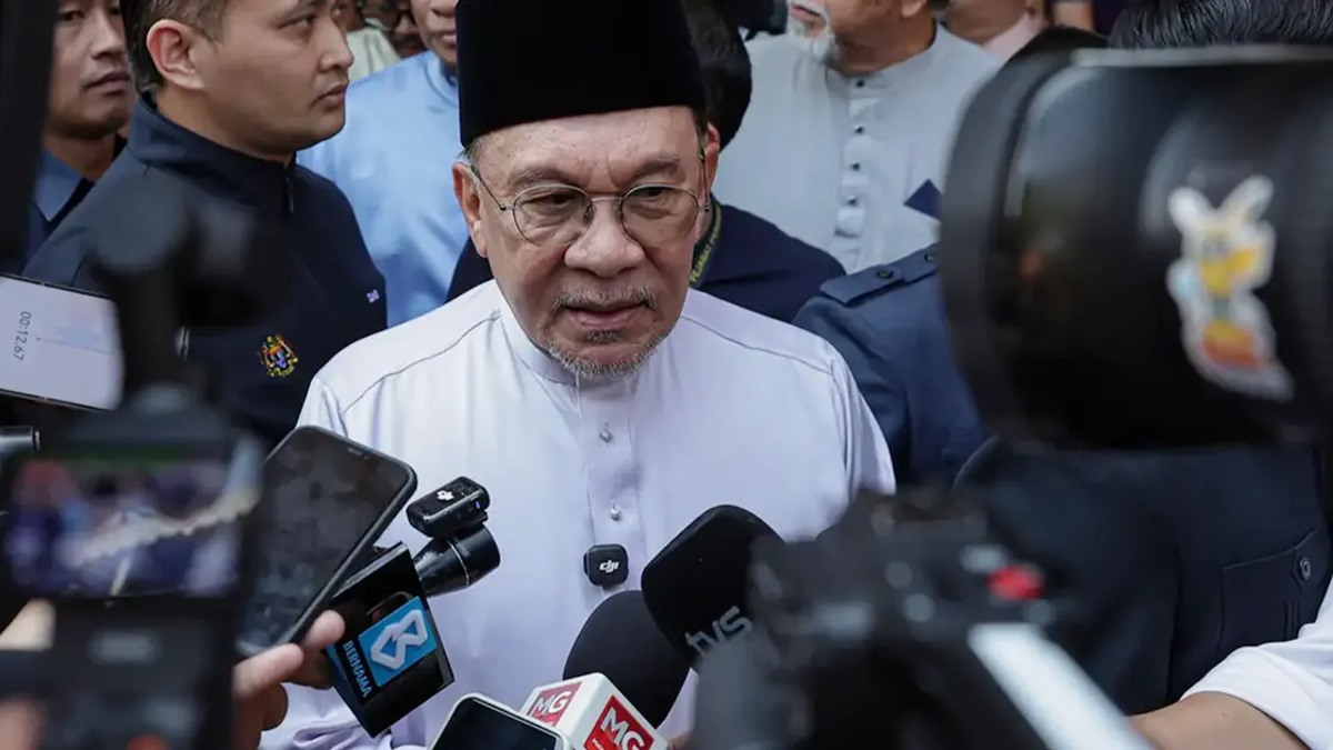 Anwar Vows Continued Drive After Merdeka Center Survey Shows High Approval