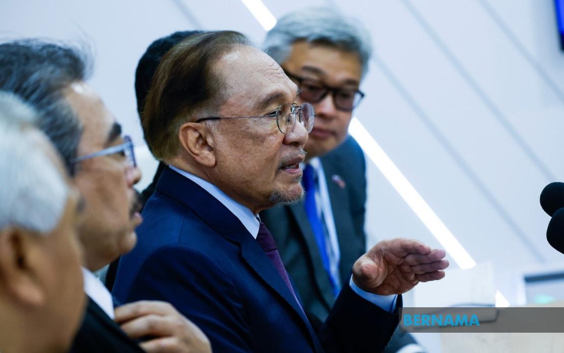 Anwar's Kazan Diplomacy Secures Long-Term Russian Energy Supplies for Malaysia
