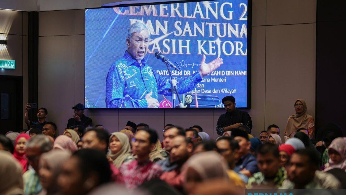 BN's Johor Campaign is Energetic, Not Lacklustre, Says Zahid
