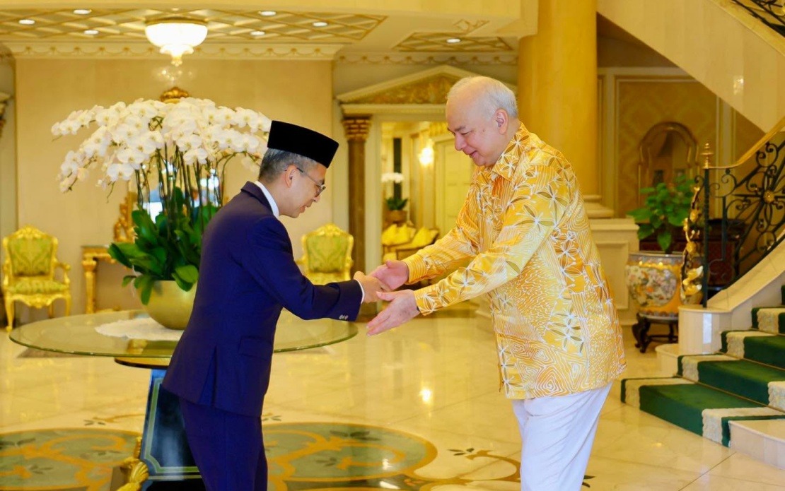Perak Ruler Apprised of Digital Infrastructure and Online Safety Push