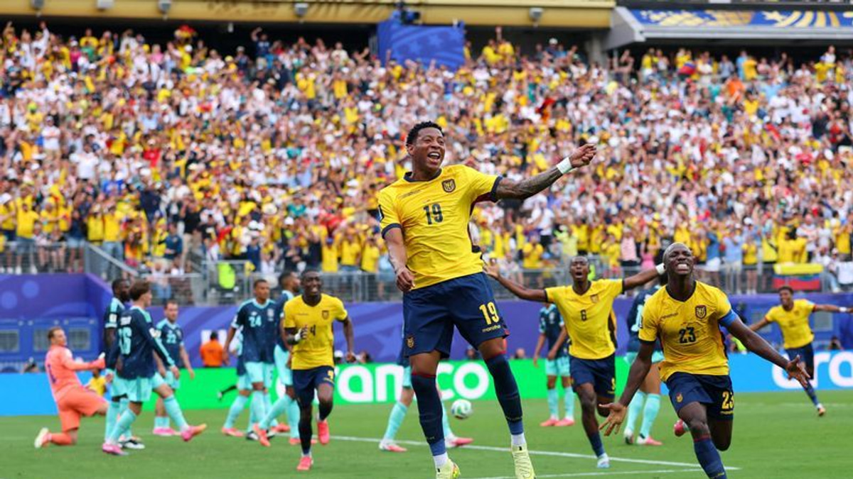 Ecuador Stun Germany to Snatch World Cup Knockout Berth in Thrilling Group E Finale