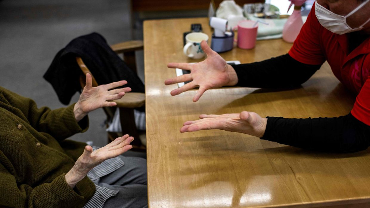 Japanese Doctor's Radical Care Proposal Sparks Debate Over Elderly Patients' Dignity