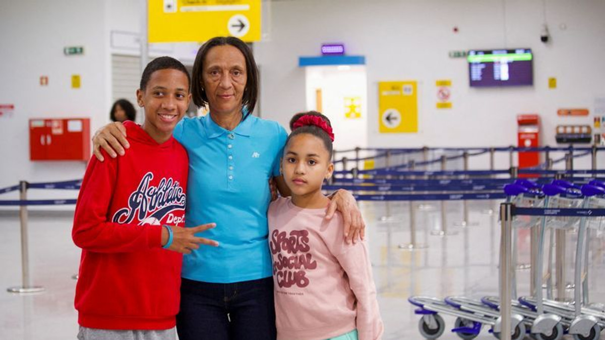 Cape Verde goalkeeper Vozinha's mother granted US visa to attend World Cup matches